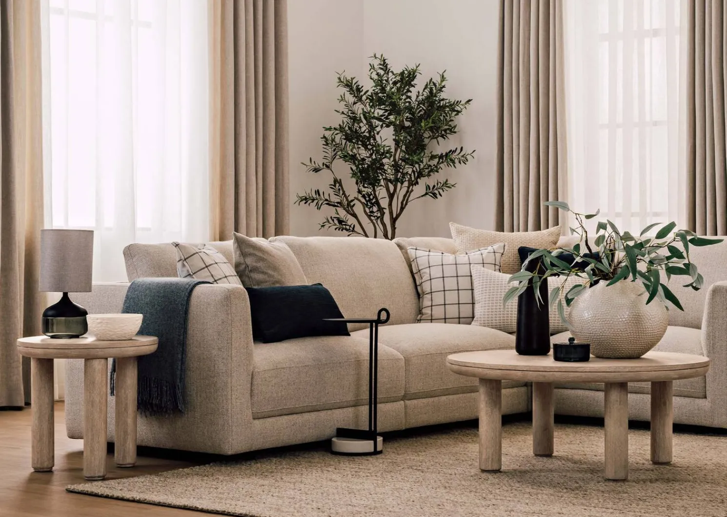 Urban Barn Abrell Vase- Vases & Planters