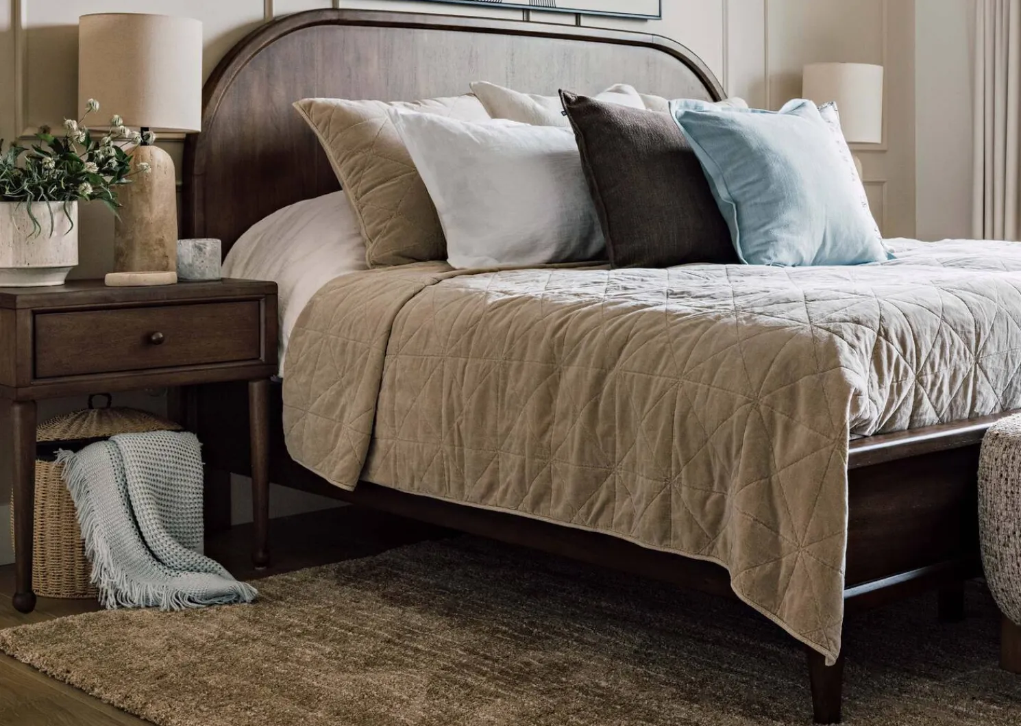 Urban Barn Holmes Throw- Throws