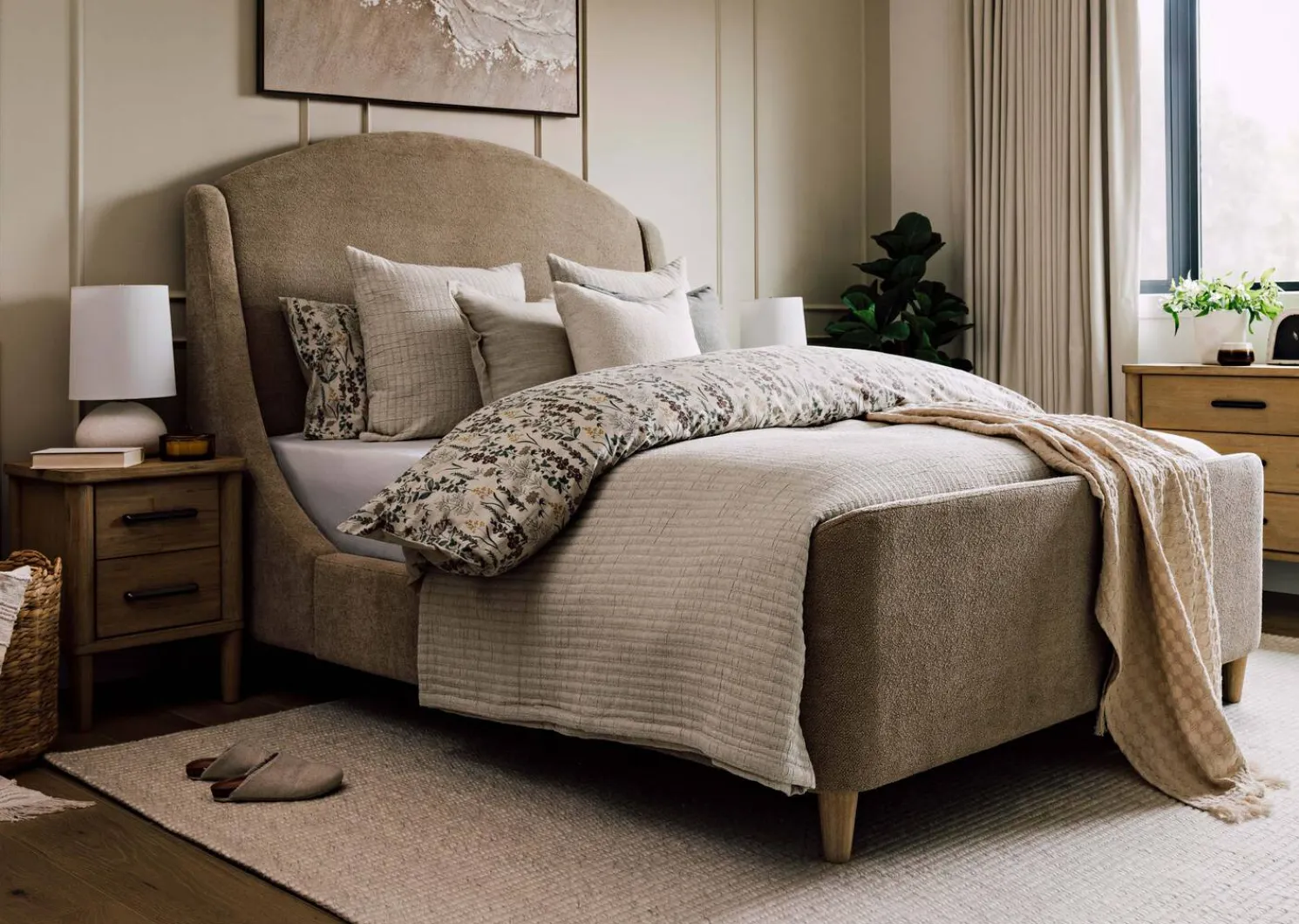 Urban Barn Meadows Floral Duvet Set- Bed Linens