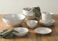 Urban Barn Pearse 16 piece Dish Set White- Dinnerware