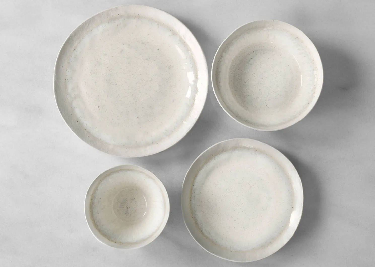 Urban Barn Sonora 16 piece Dish Set- Dinnerware